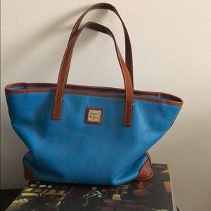 Dooney & Bourke tote